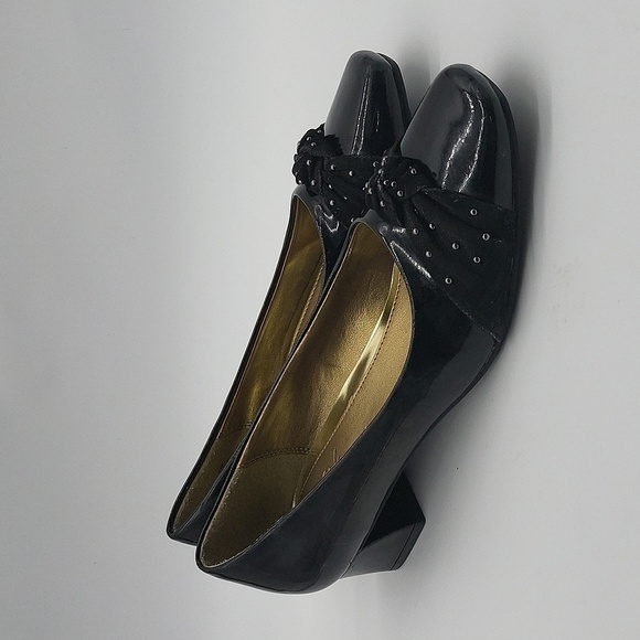 12- Soft Style Women's Shoes Size 8.5 M - Picture 1 of 9